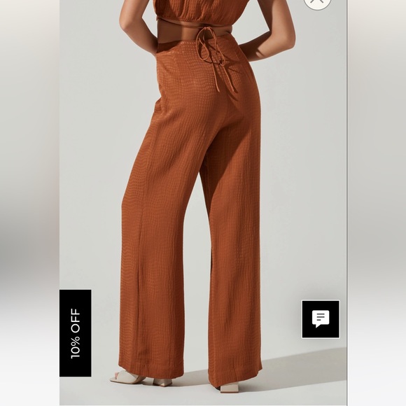 NWT ASTR Sayla Wide Leg Pant - Size M/ Caramel - Picture 2 of 8